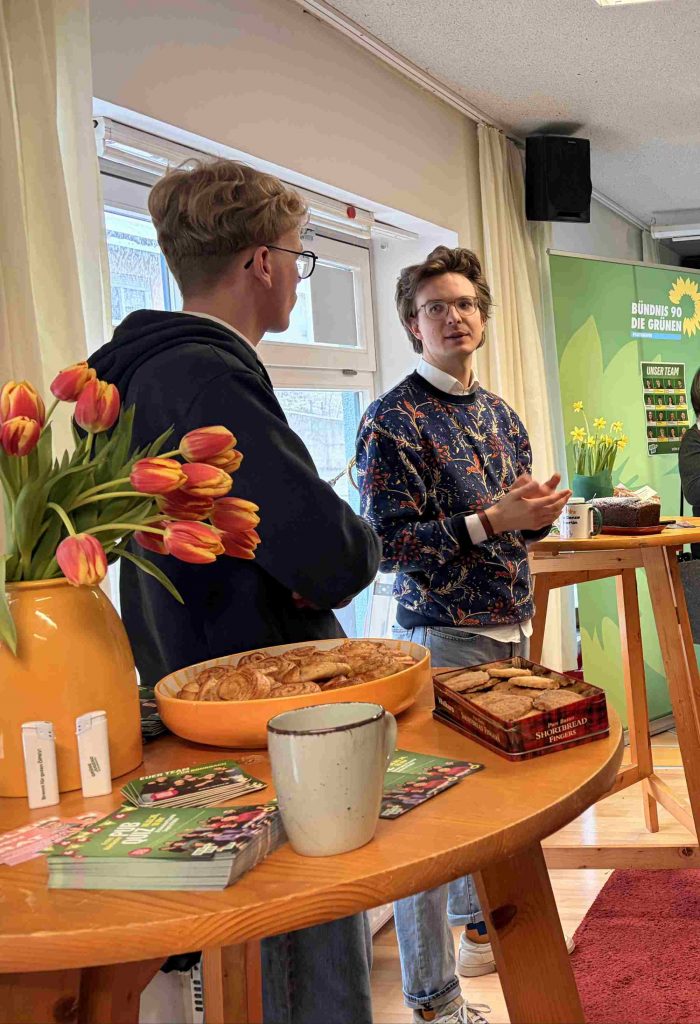 Grünes Café | Stefan Rädlein im Gespräch mit MdB Leon Eckert